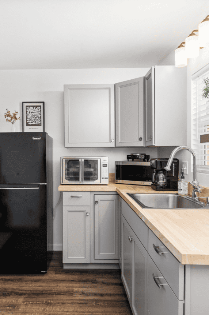 Top Airbnb Kitchenette Design And Essentials For Small Spaces ...